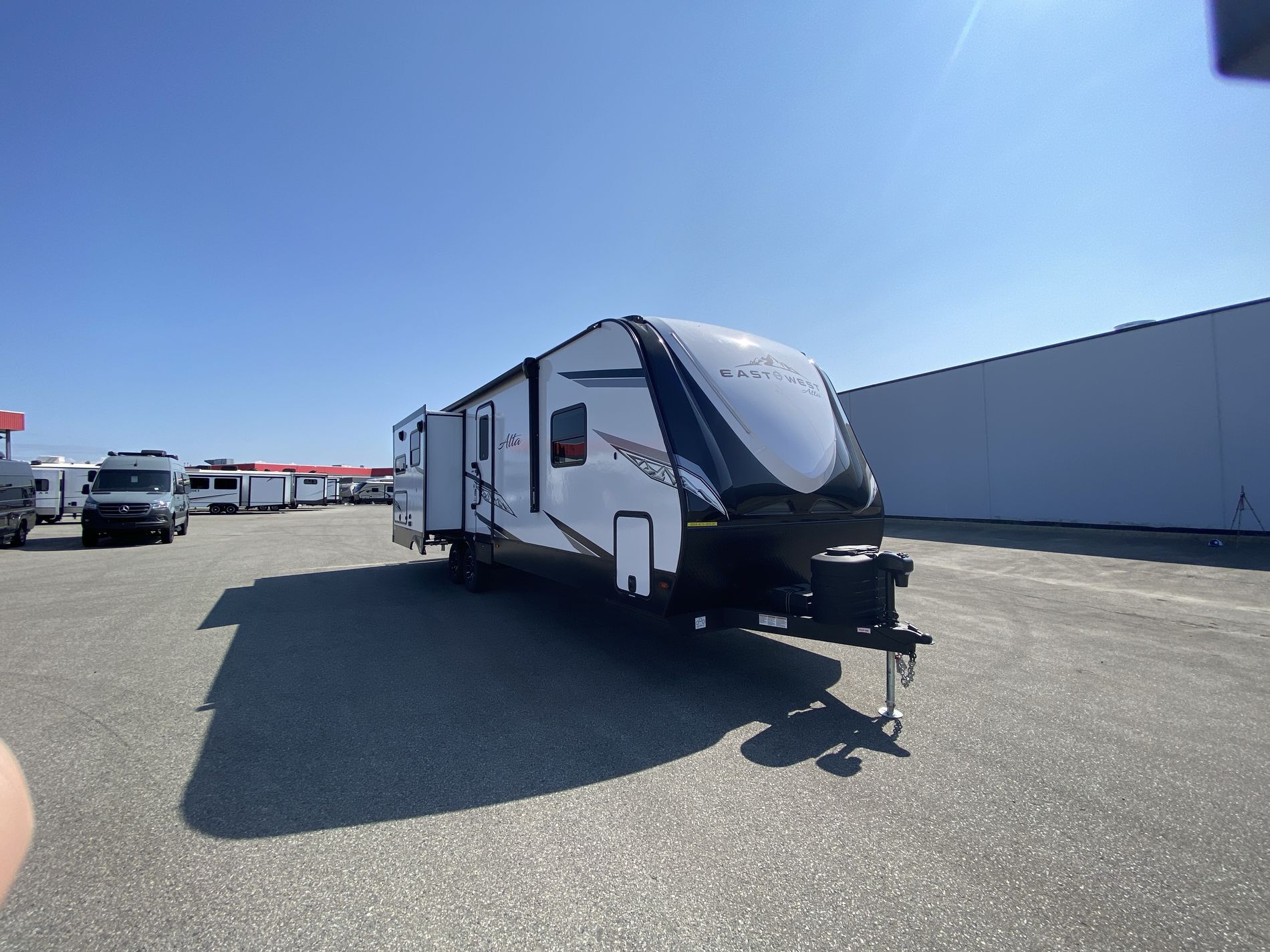 2024 EAST TO WEST RV ALTA 2810KIK